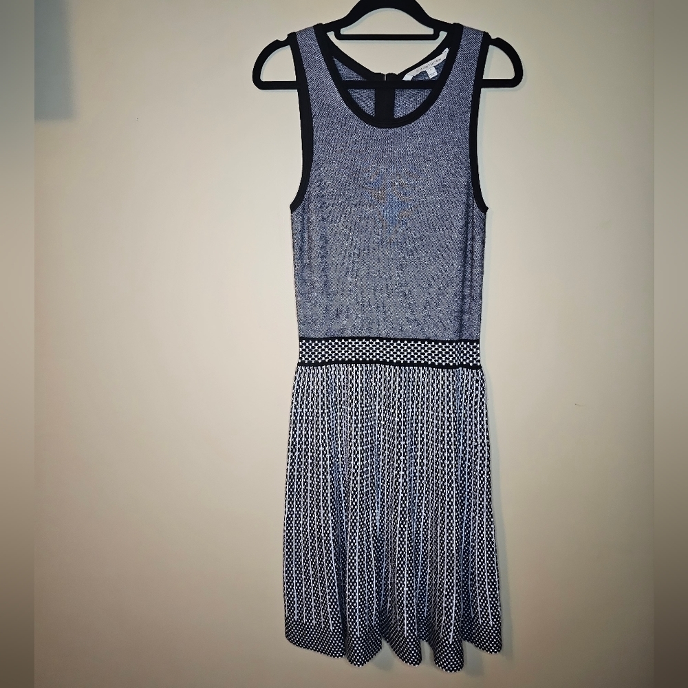 41 Hawthorn Black and white sweater dress Size Small